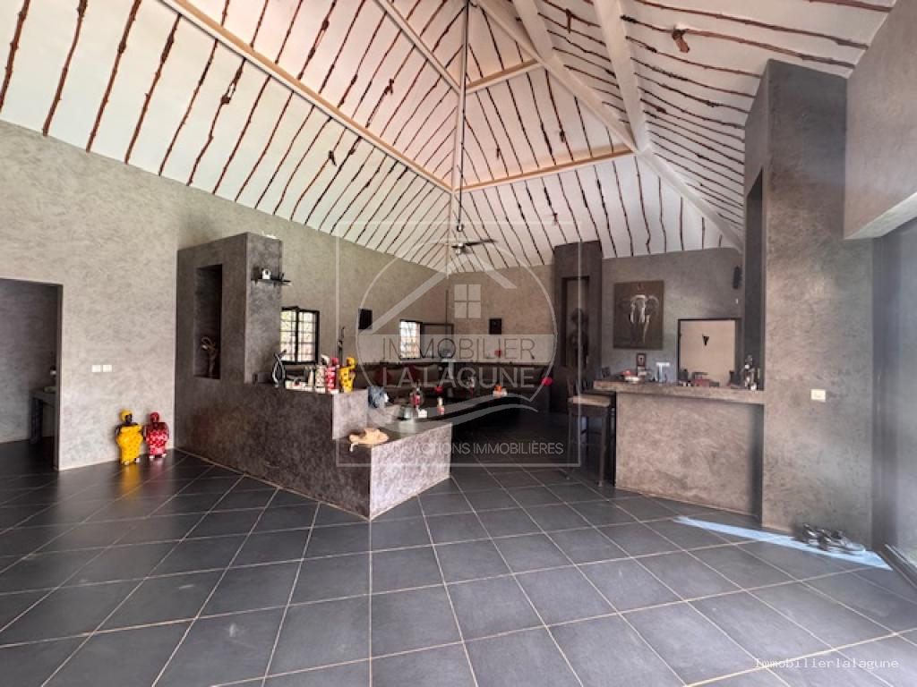 Agence Immobilière Saly Sénégal - V3247 - Villa à NGUERIGNE - V3247 villa a vendre a nguerigne
