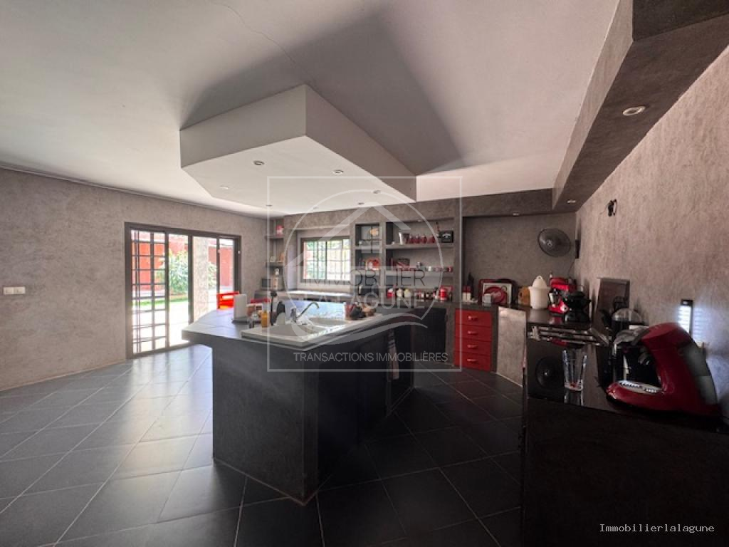 Agence Immobilière Saly Sénégal - V3247 - Villa à NGUERIGNE - V3247 villa a vendre a nguerigne