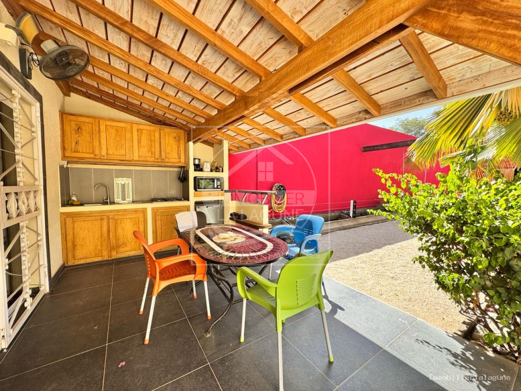 Agence Immobilière Saly Sénégal - V3252 - Villa à NGAPAROU - V3252 villa a vendre ngaparou senegal