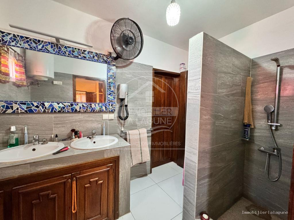 Agence Immobilière Saly Sénégal - V3252 - Villa à NGAPAROU - V3252 villa a vendre ngaparou senegal