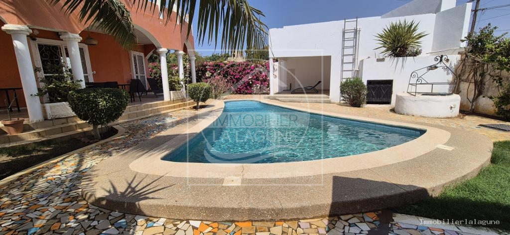 Agence Immobilière Saly Sénégal - V3257 - Villa à NGAPAROU - V3257-villa-a-vendre-a-ngaparou-senegal-avec-piscine