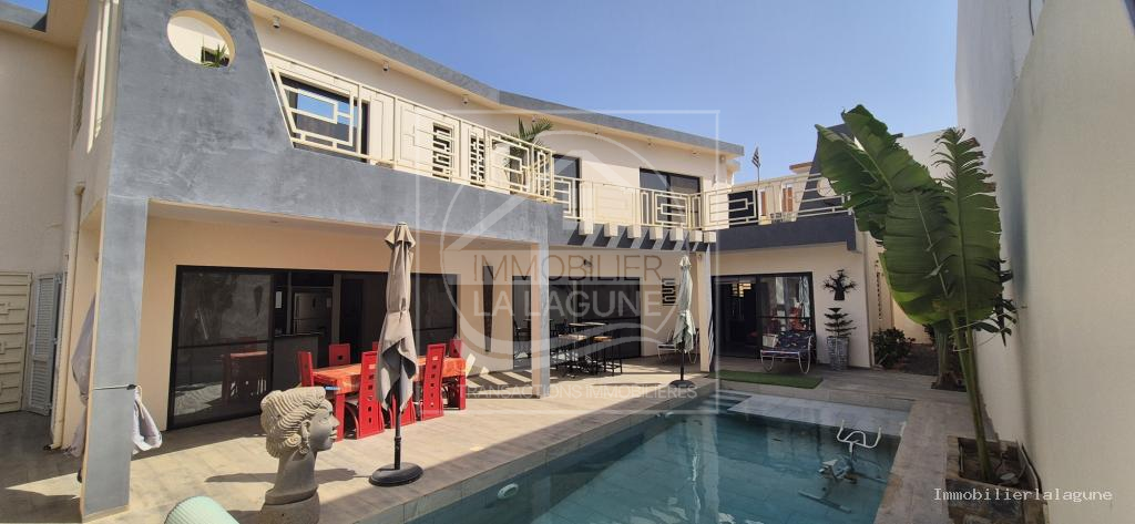 Agence Immobilière Saly Sénégal - V3259 - Villa à NGAPAROU - V3259-villa-a-vendre-a-ngaparou-senegal-avec-piscine