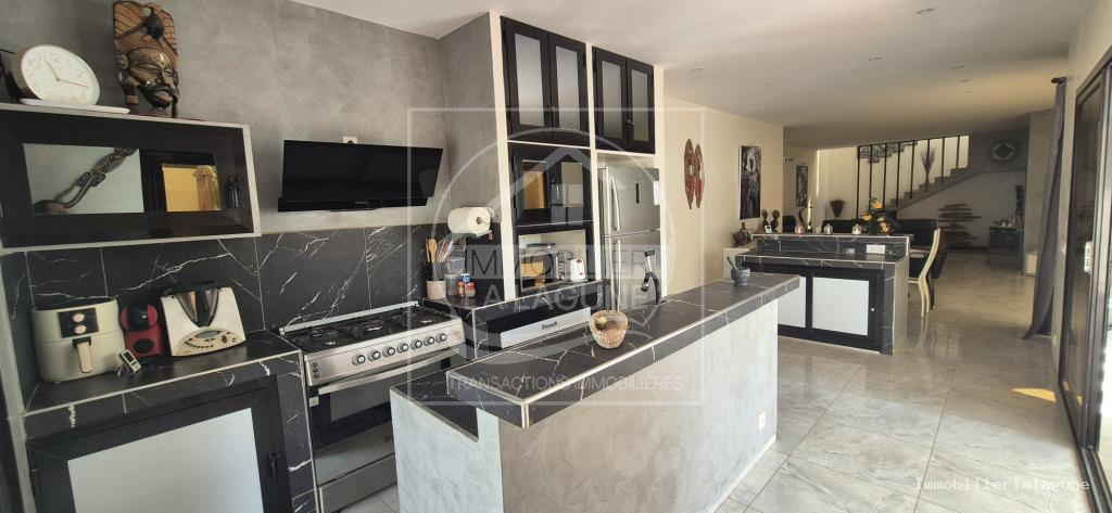 Agence Immobilière Saly Sénégal - V3259 - Villa à NGAPAROU - V3259-villa-a-vendre-a-ngaparou-senegal-avec-piscine