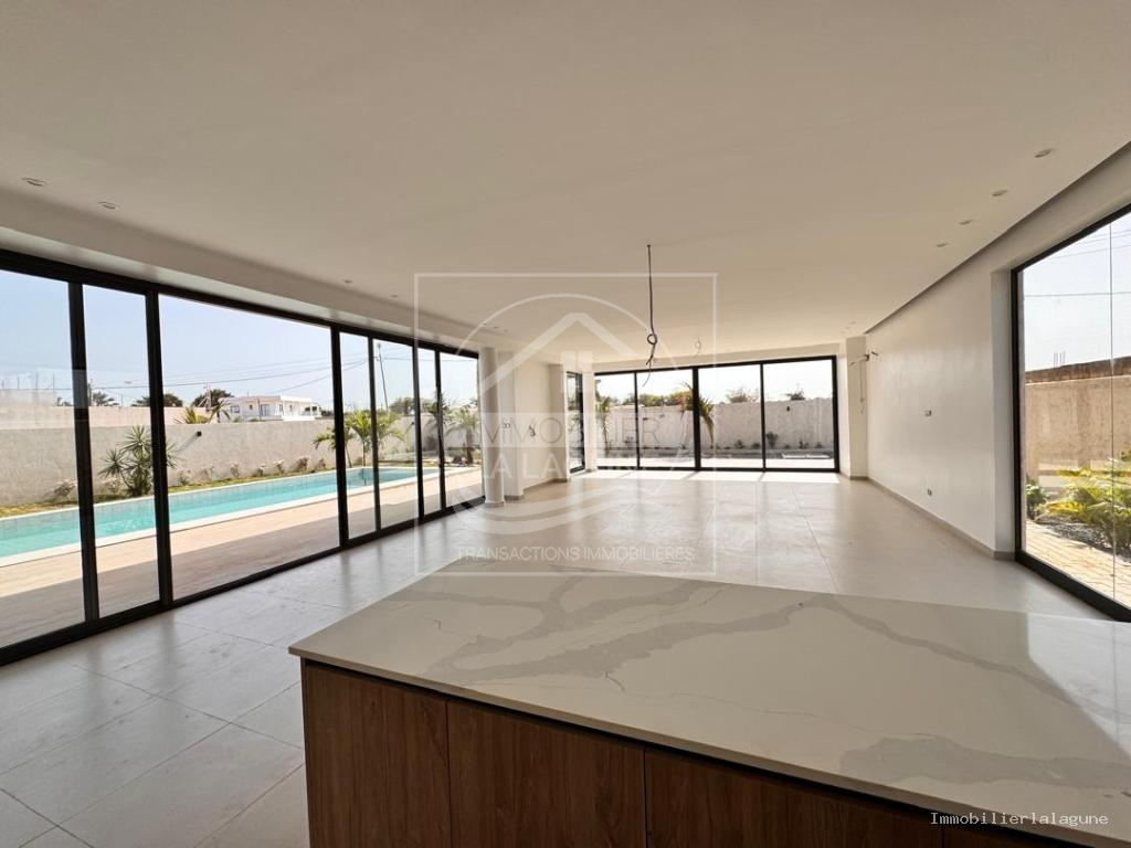 Agence Immobilière Saly Sénégal - V3265 - Villa à SALY - V3265 villa a vendre saly senegal