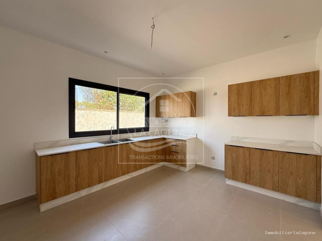 Agence Immobilière Saly Sénégal - V3265 - Villa à SALY - V3265 villa a vendre saly senegal