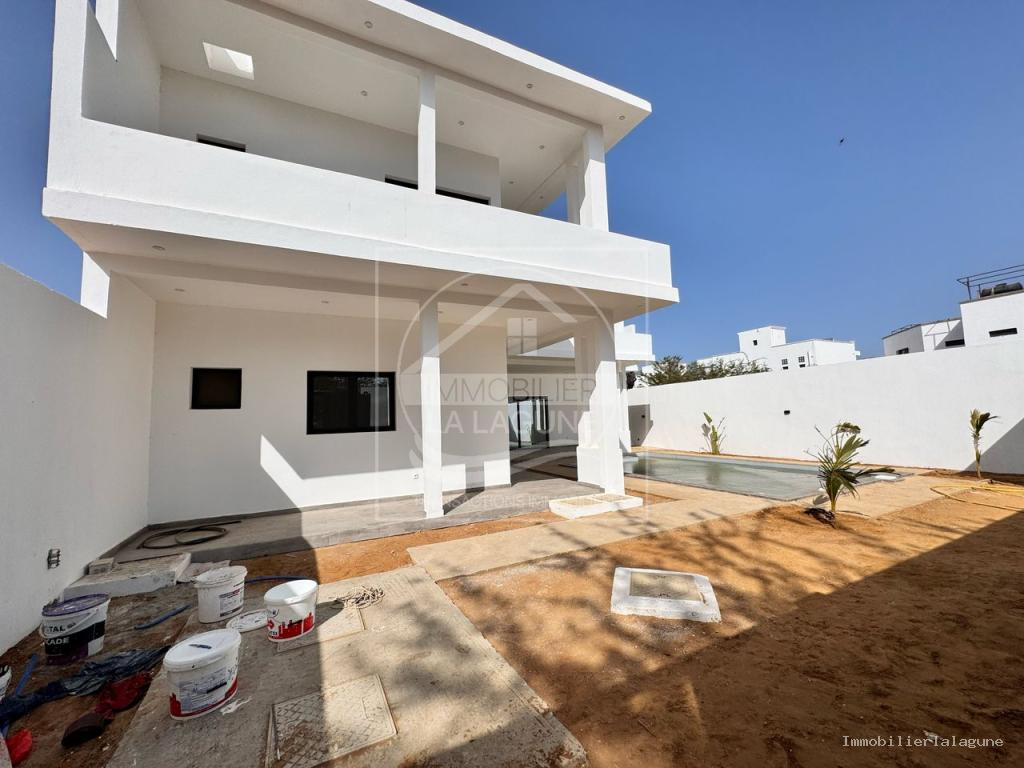 Agence Immobilière Saly Sénégal - V3129 - Villa à SOMONE - V3129 villa a vendre lagune somone senegal