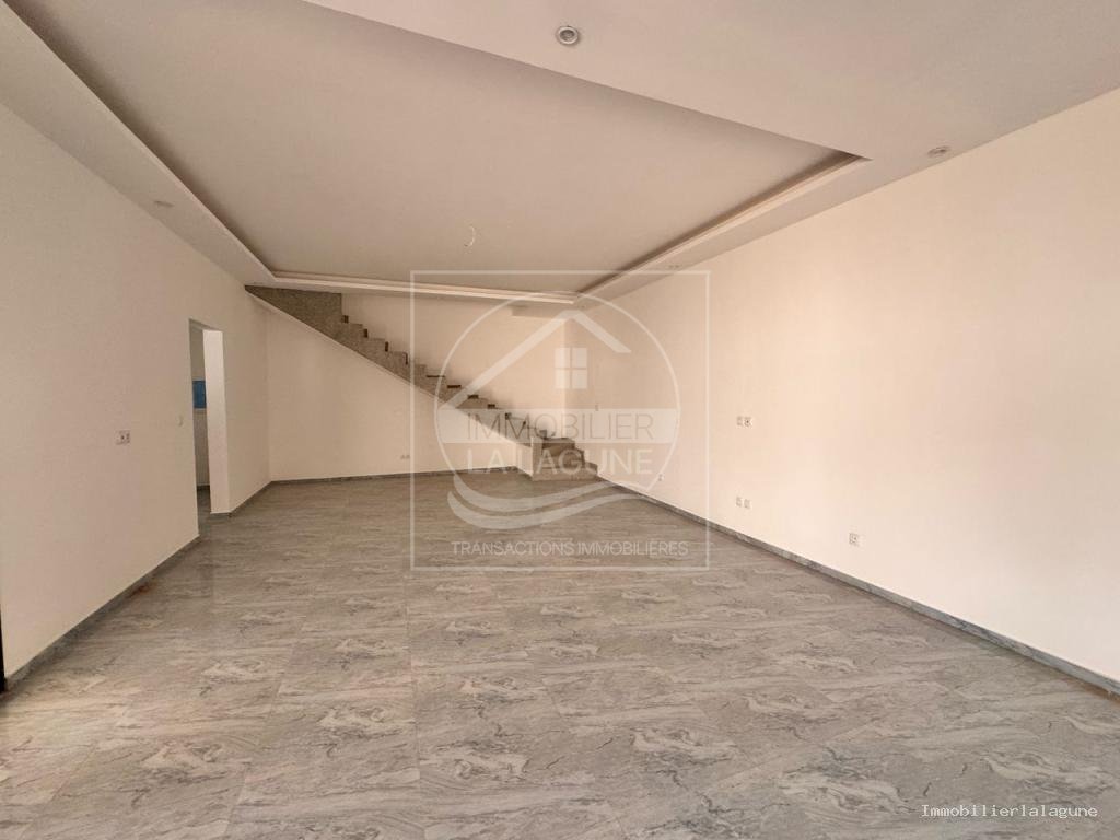 Agence Immobilière Saly Sénégal - V3129 - Villa à SOMONE - V3129 a a vendre lagune somone senegal