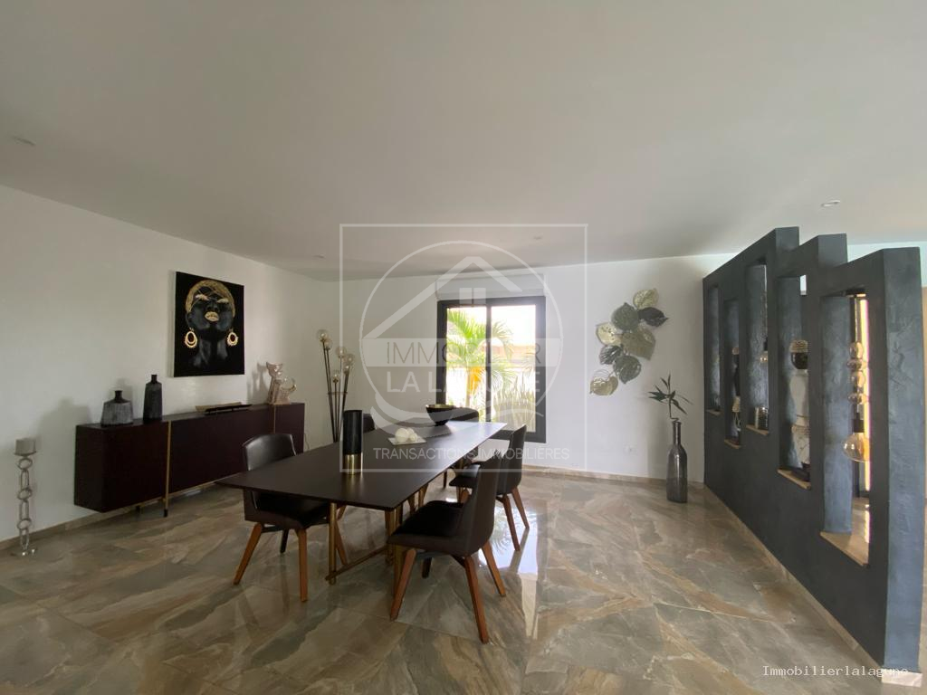 Agence Immobilière Saly Sénégal - V2389 - Villa à SOMONE - V2389 villa a vendre bord de lagune senegal