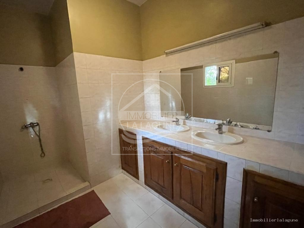 Agence Immobilière Saly Sénégal - V3269 - Villa à NGUERIGNE - V3269 villa a vendre nguerigne senegal