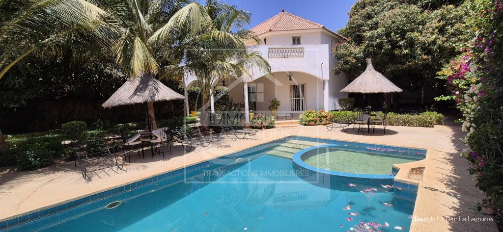 Agence Immobilière Saly Sénégal - V3270 - Villa à SALY - V3270-villa-a-vendre-a-saly-senegal