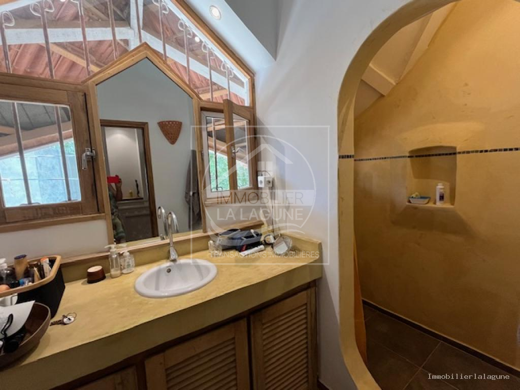 Agence Immobilière Saly Sénégal - V3271 - Villa à NGAPAROU - V3271 villa a vendre ngaparou senegal