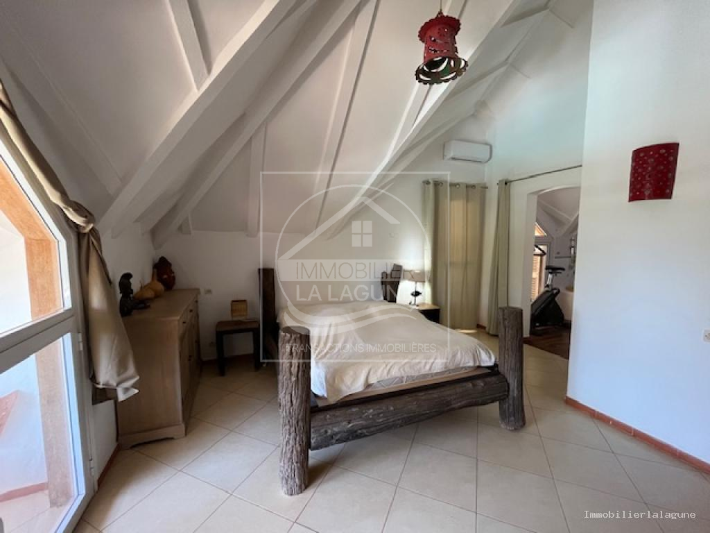 Agence Immobilière Saly Sénégal - V3271 - Villa à NGAPAROU - V3271 villa a vendre ngaparou senegal