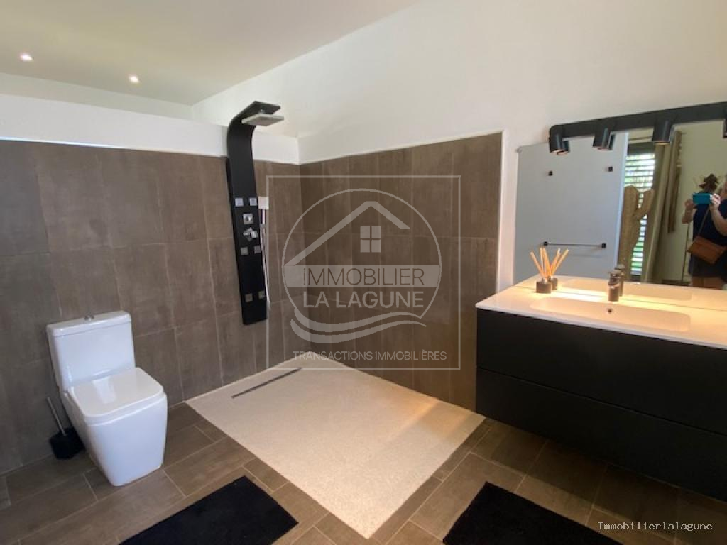 Agence Immobilière Saly Sénégal - V3272 - Villa à NGUERIGNE - V3272 villa neuve a vendre nguerigne senegal