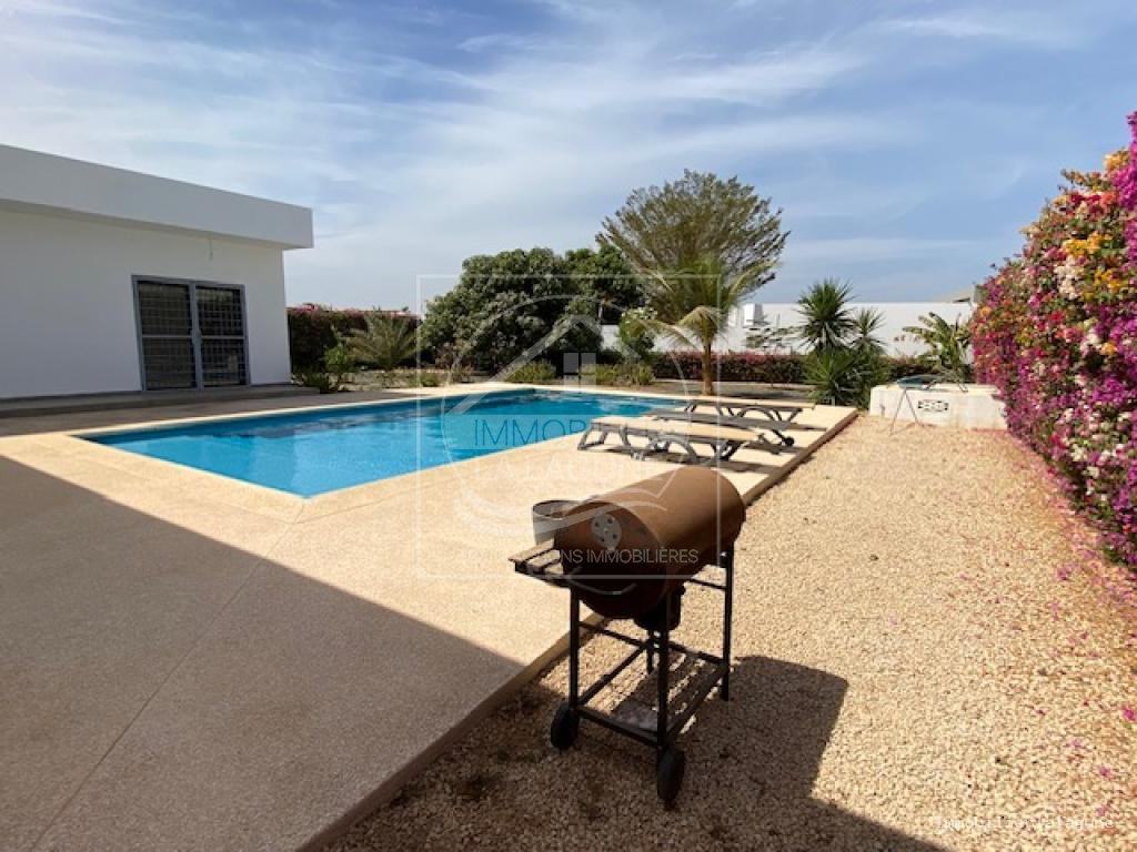 Agence Immobilière Saly Sénégal - V3276 - Villa à NGAPAROU - V3276 villa a vendre ngaparou senegal