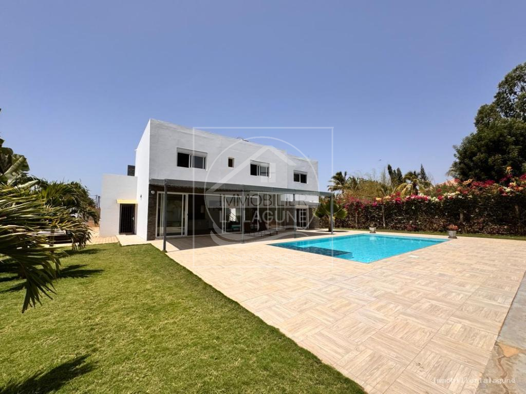 Agence Immobilière Saly Sénégal - V3278 - Villa à NGAPAROU - V3278 villa a vendre ngaparou senegal
