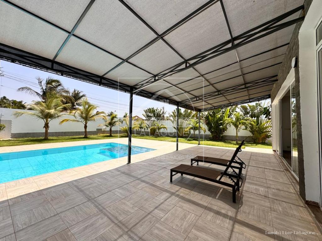 Agence Immobilière Saly Sénégal - V3278 - Villa à NGAPAROU - V3278 villa a vendre ngaparou senegal