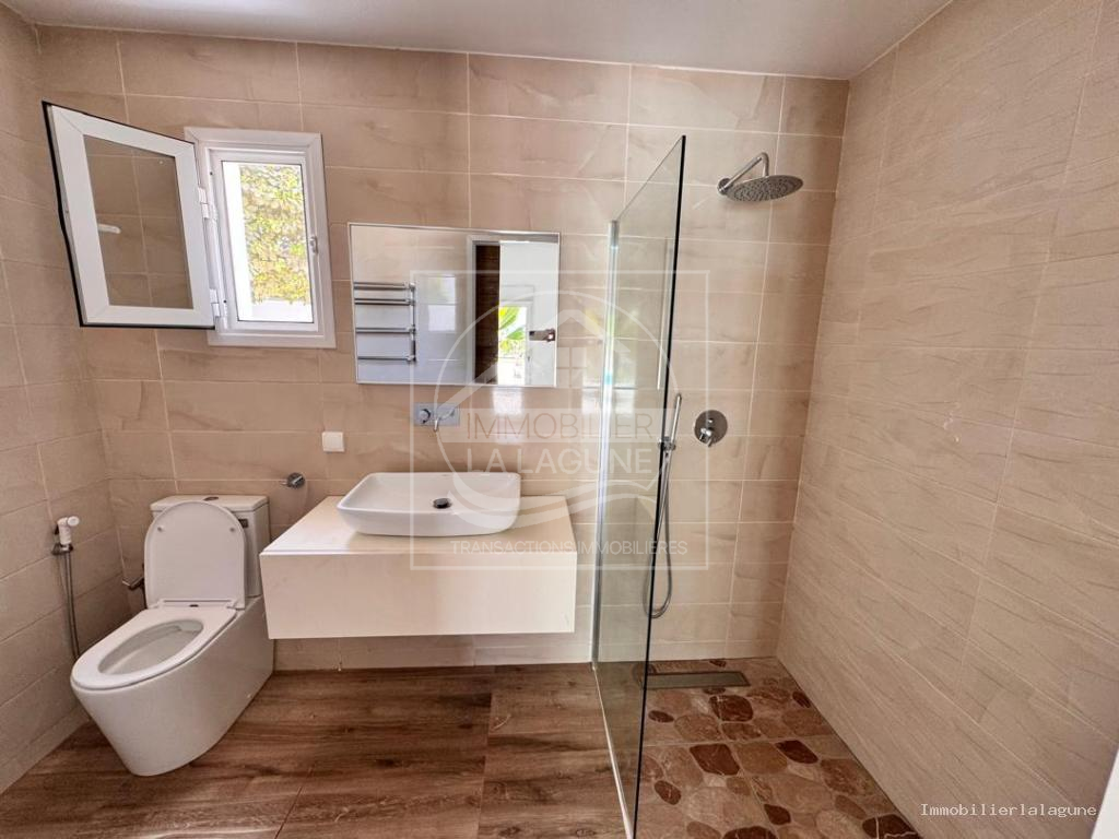 Agence Immobilière Saly Sénégal - V3278 - Villa à NGAPAROU - V3278 villa a vendre ngaparou senegal