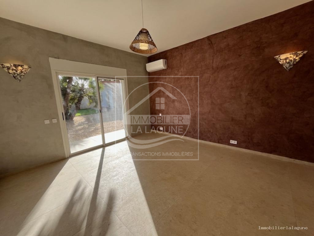 Agence Immobilière Saly Sénégal - V3279 - Villa à NGUERIGNE - V3279 villa a vendre nguerigne senegal