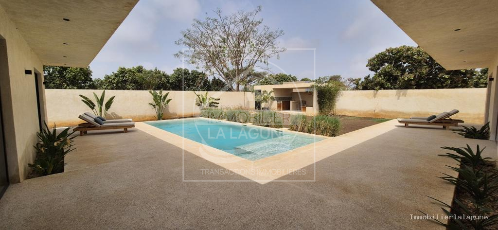 Agence Immobilière Saly Sénégal - V3284 - Villa à NGUERIGNE - V3284-villa-a-vendre-a-nguerigne-senegal-avec-piscine