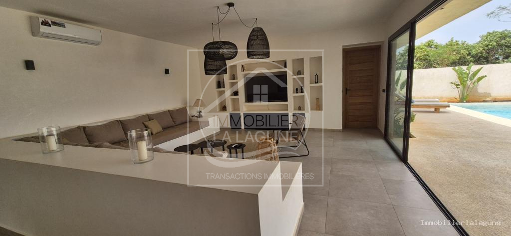 Agence Immobilière Saly Sénégal - V3284 - Villa à NGUERIGNE - V3284-villa-a-vendre-a-nguerigne-senegal-avec-piscine