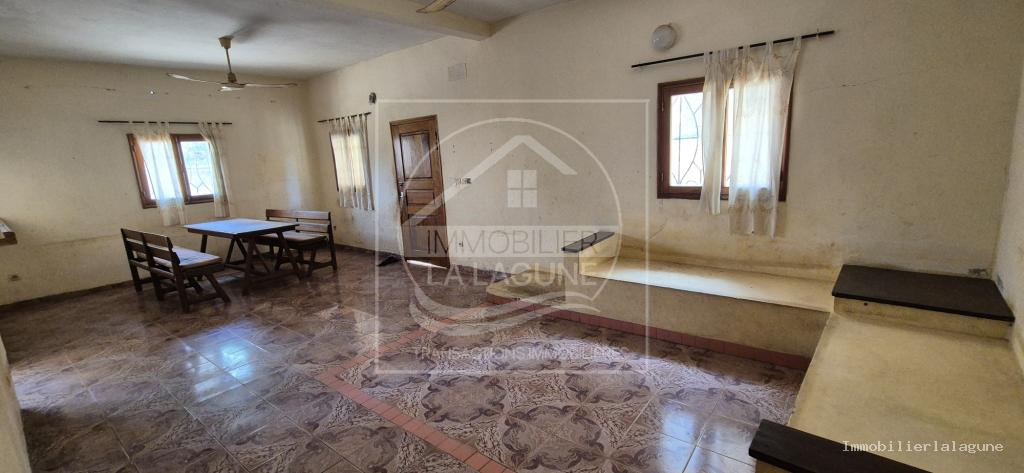 Agence Immobilière Saly Sénégal - V130 - Villa à NGAPAROU - V130-Villa-a-vendre-a-ngaparou-senegal