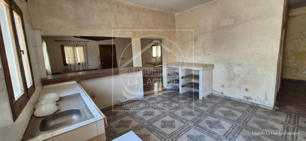 Agence Immobilière Saly Sénégal - V130 - Villa à NGAPAROU - V130-Villa-a-vendre-a-ngaparou-senegal