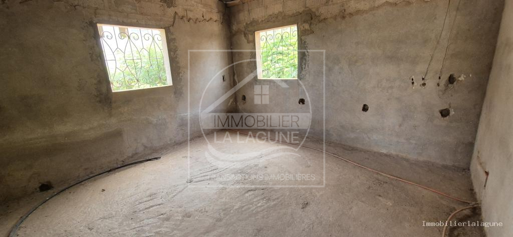 Agence Immobilière Saly Sénégal - V130 - Villa à NGAPAROU - V130-Villa-a-vendre-a-ngaparou-senegal