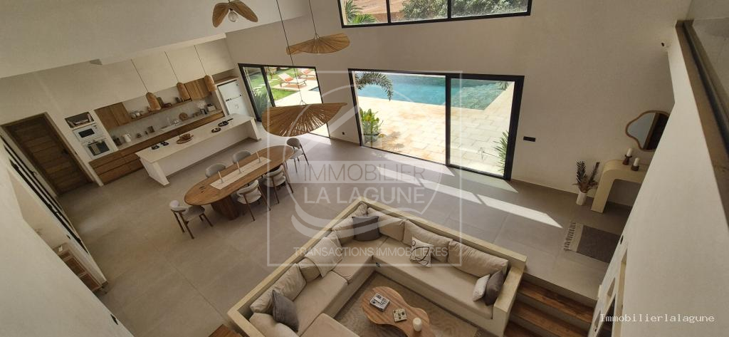 Agence Immobilière Saly Sénégal - V3285 - Villa à NGUERIGNE - V3285-villa-a-vendre-a-nguerigne-senegal-avec-piscine