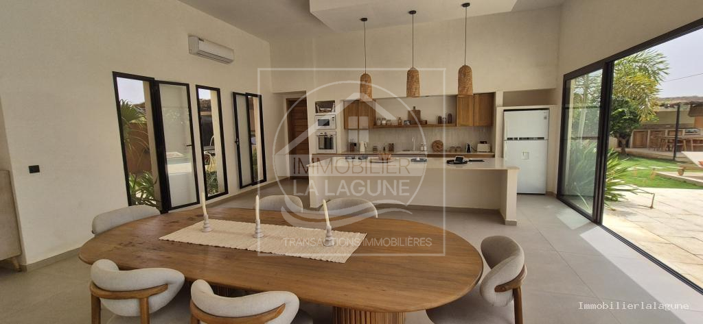 Agence Immobilière Saly Sénégal - V3285 - Villa à NGUERIGNE - V3285-villa-a-vendre-a-nguerigne-senegal-avec-piscine