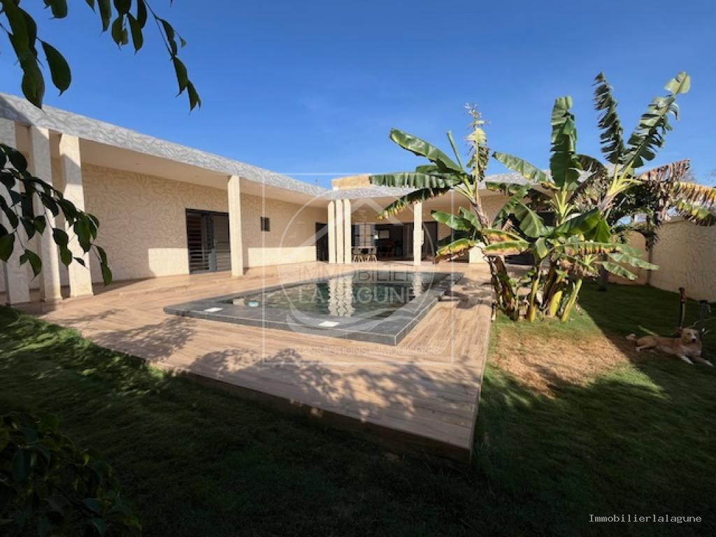 Agence Immobilière Saly Sénégal - V3053 - Villa à SOMONE - V3053 villa neuve a vendre somone senegal