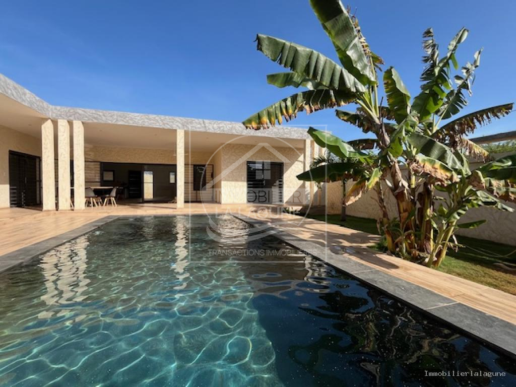 Agence Immobilière Saly Sénégal - V3053 - Villa à SOMONE - V3053 villa a vendre somone senegal