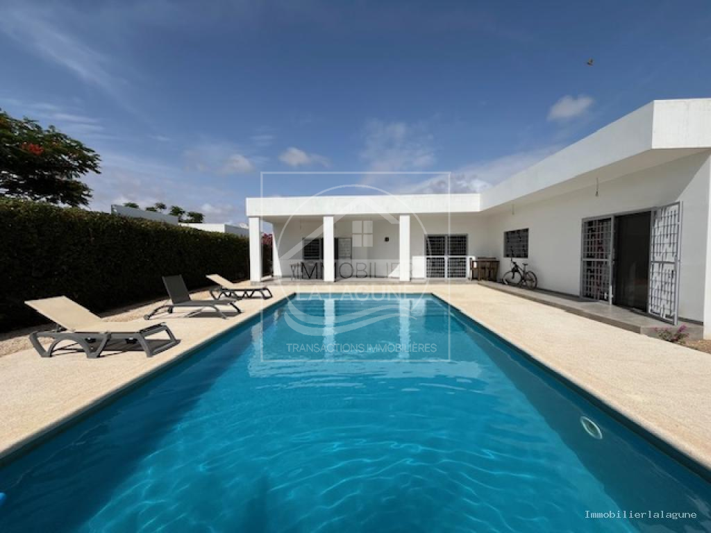 Agence Immobilière Saly Sénégal - V3276 - Villa à NGAPAROU - V3276 villa a vendre ngaparou senegal