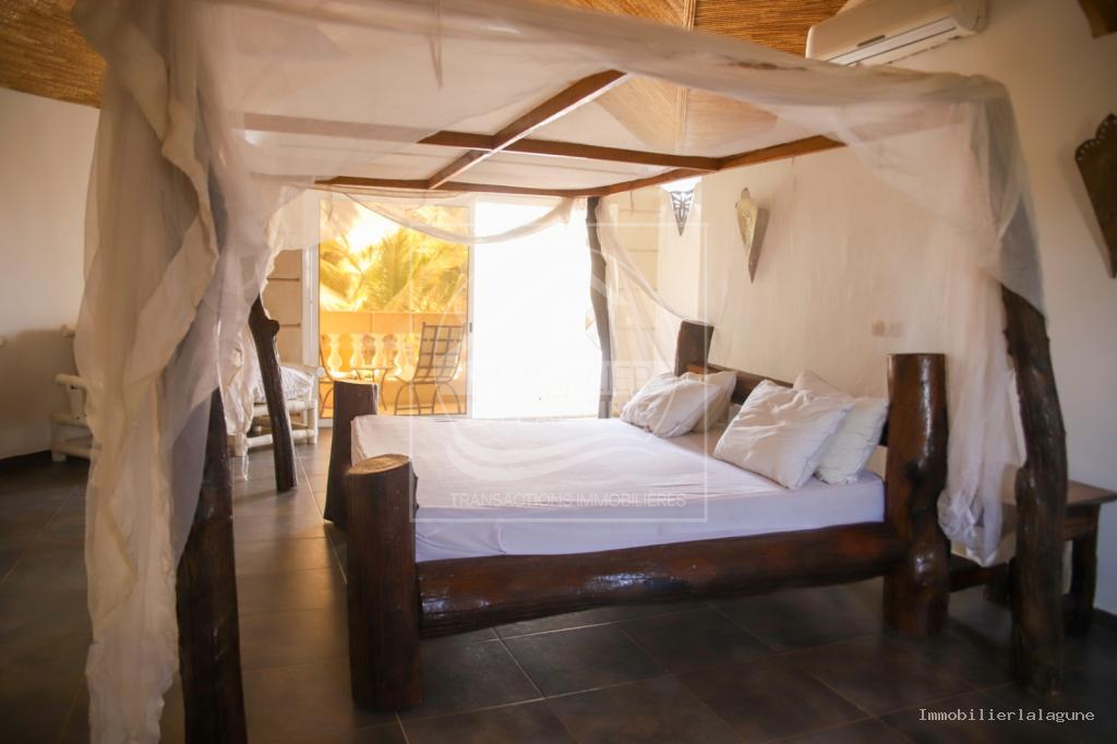 Agence Immobilière Saly Sénégal - V3293 - Villa à NGUERIGNE - V3293-villa-a-vendre-a-nguerigne-senegal-avec-piscine