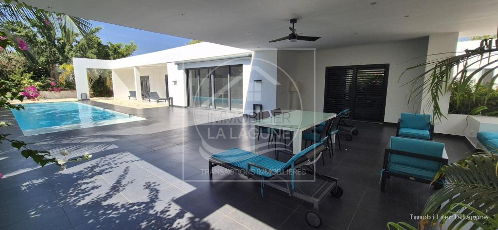 Agence Immobilière Saly Sénégal - V2770 - Villa à SALY - V2770-villa-a-vendre-a-saly-en-residence-avec-piscine-senegal