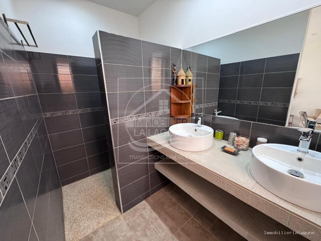 Agence Immobilière Saly Sénégal - V3316 - Villa à NGAPAROU - V3316 villa a vendre ngaparou senegal