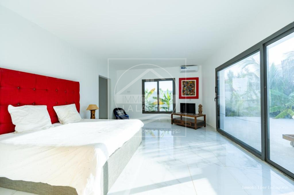 Agence Immobilière Saly Sénégal - V3318 - Villa à NIANING - V3318 villa a vendre pointe sarene senegal