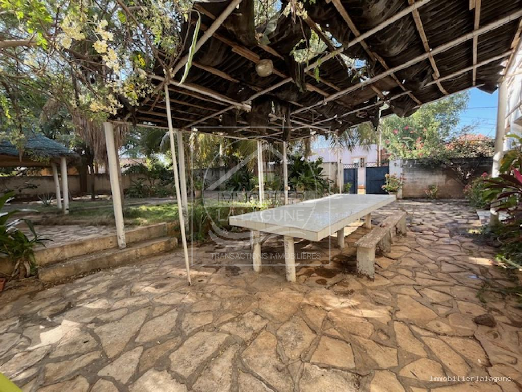 Agence Immobilière Saly Sénégal - V3329 - Villa à SOMONE - V3329 villa somone senegal à rénover