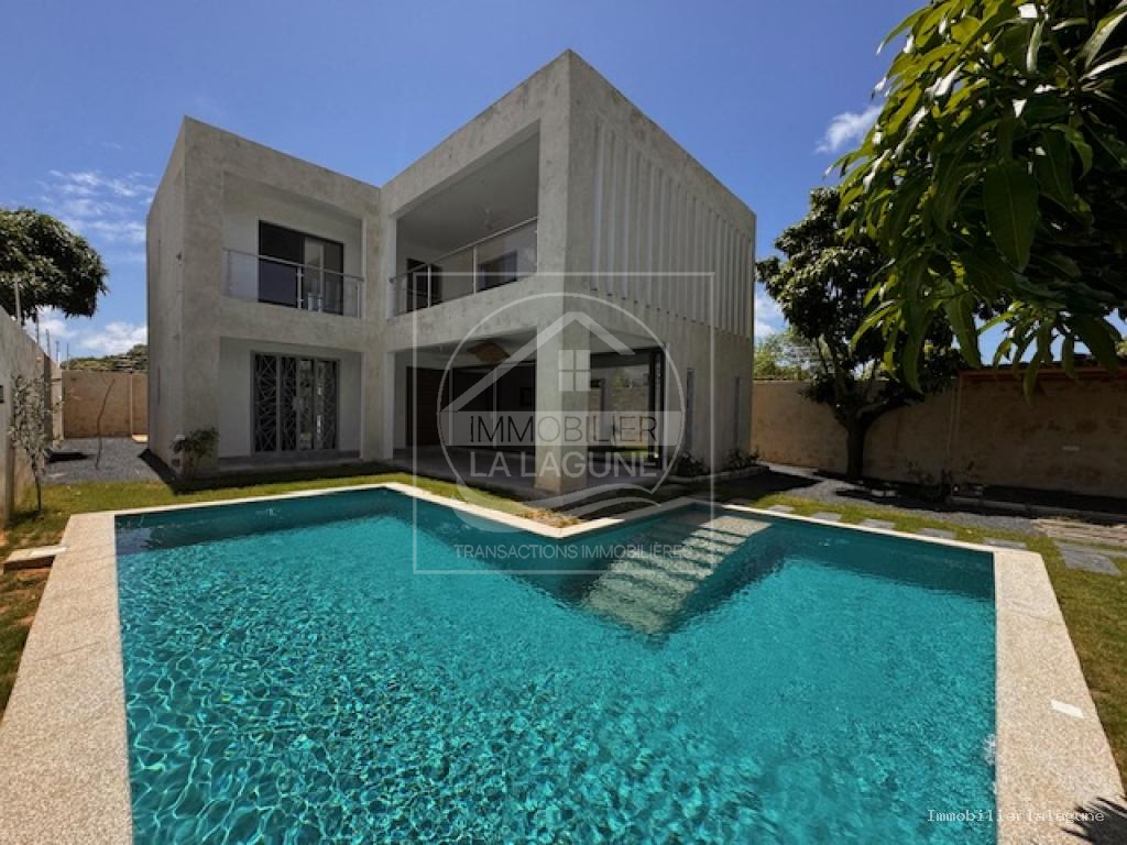 Agence Immobilière Saly Sénégal - V3333 - Villa à NGAPAROU - V3333 villa a vendre ngaparou senegal