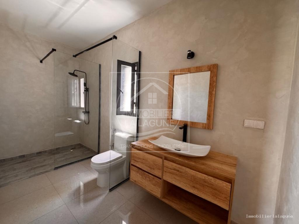 Agence Immobilière Saly Sénégal - V3333 - Villa à NGAPAROU - V3333 villa a vendre ngaparou senegal