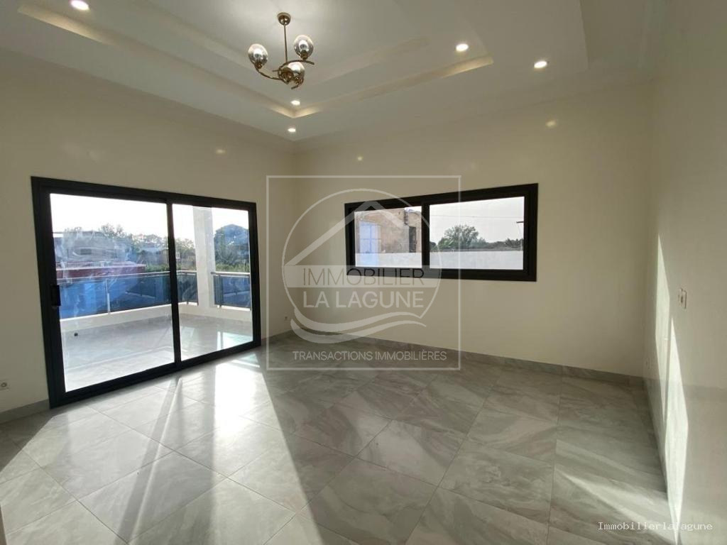 Agence Immobilière Saly Sénégal - V3339 - Villa à NGAPAROU - V3339 villa a vendre ngaparou senegal
