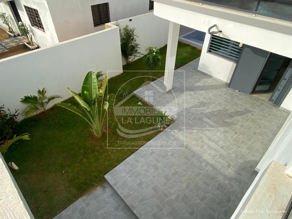Agence Immobilière Saly Sénégal - V3339 - Villa à NGAPAROU - V3339 villa a vendre ngaparou senegal