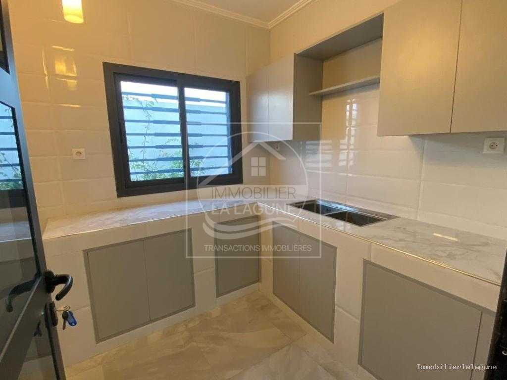 Agence Immobilière Saly Sénégal - V3339 - Villa à NGAPAROU - V3339 villa a vendre ngaparou senegal