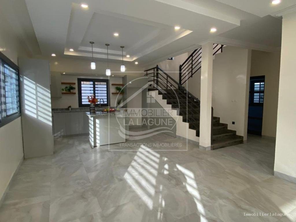 Agence Immobilière Saly Sénégal - V3339 - Villa à NGAPAROU - V3339 villa a vendre ngaparou senegal