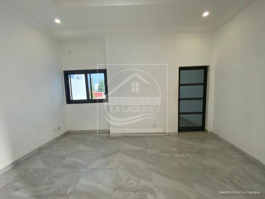 Agence Immobilière Saly Sénégal - V3339 - Villa à NGAPAROU - Villa avec piscine à vendre à Ngaparou, Petite Côte Sénégal — Agence Immobilier La Lagune