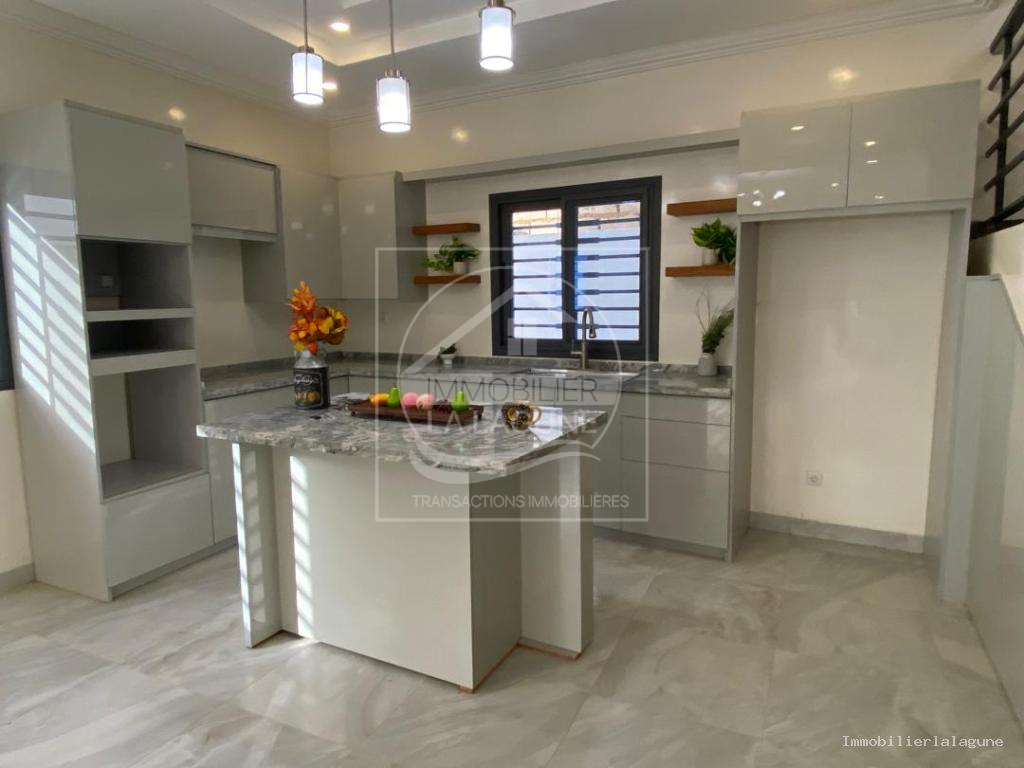 Agence Immobilière Saly Sénégal - V3339 - Villa à NGAPAROU - Villa avec piscine à vendre à Ngaparou, Petite Côte Sénégal — Agence Immobilier La Lagune