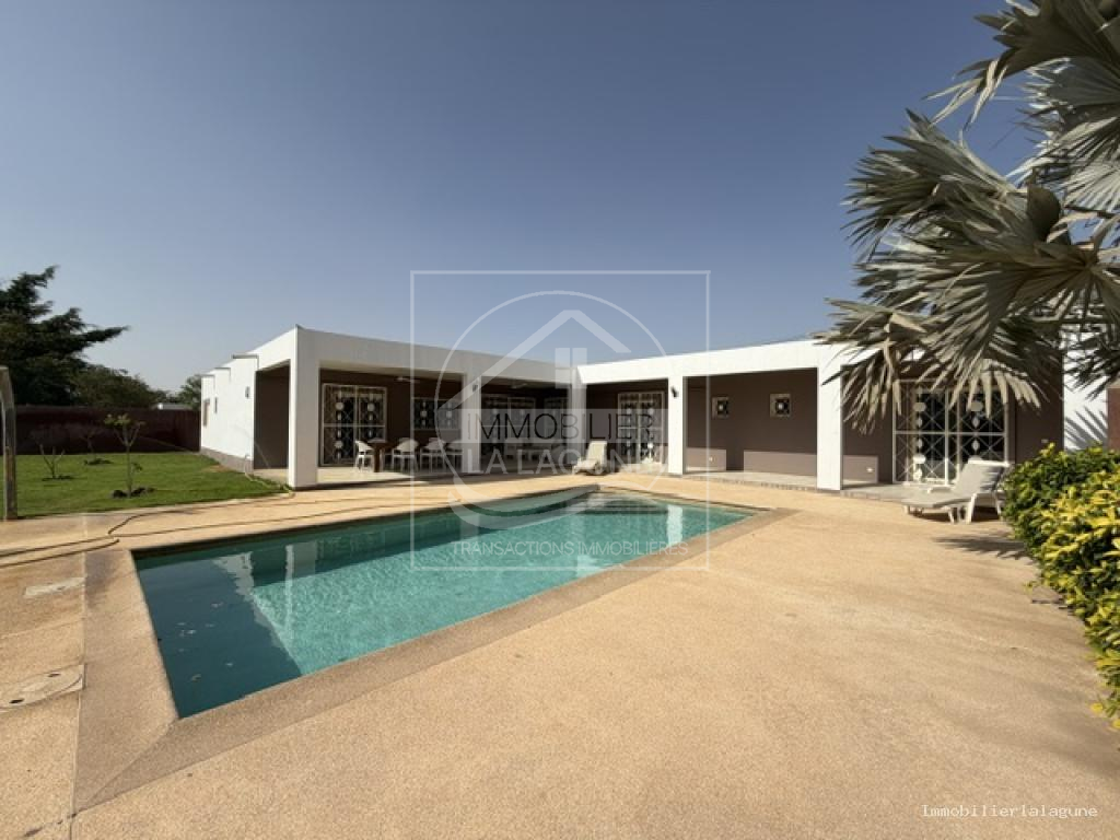 Agence Immobilière Saly Sénégal - V3351 - Villa à NGAPAROU - V3351 villa a vendre ngaparou senegal