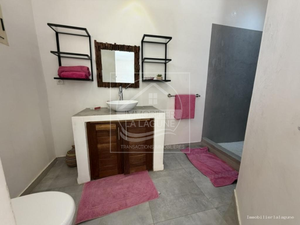 Agence Immobilière Saly Sénégal - V3351 - Villa à NGAPAROU - V3351 villa a vendre ngaparou senegal