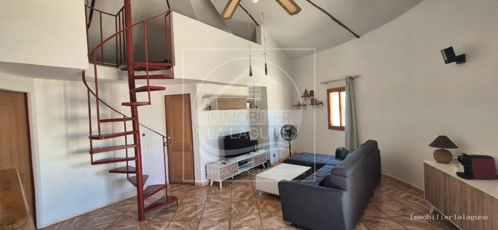 Agence Immobilière Saly Sénégal - V3349 - Villa à SOMONE - Salon 1 de la villa proche de la lagune de Somone à vendre, Petite Côte Sénégal — Agence Immobilier La Lagune