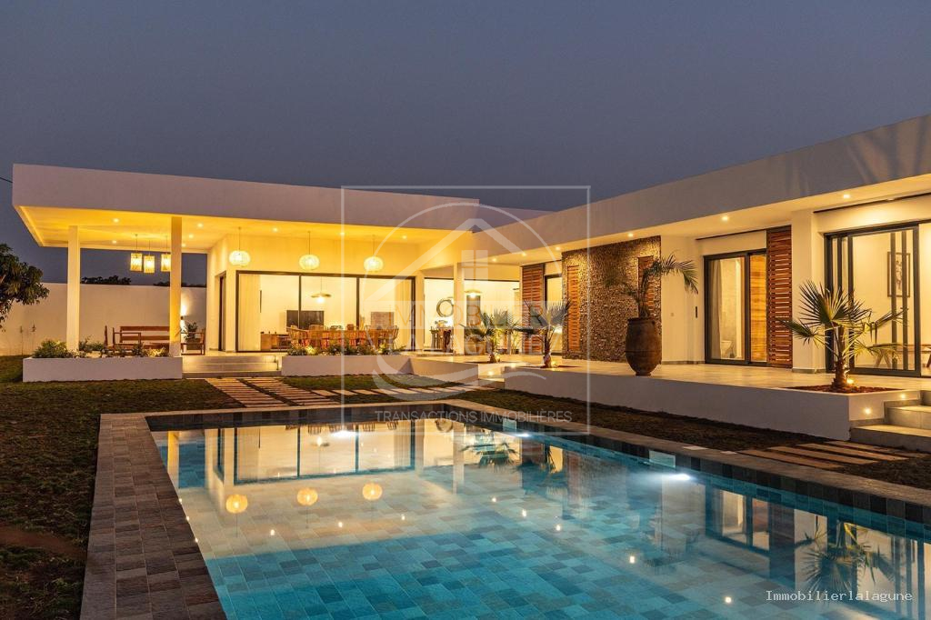 Agence Immobilière Saly Sénégal - V3355 - Villa à NGUERIGNE - V3355 villa a vendre nguerigne senegal