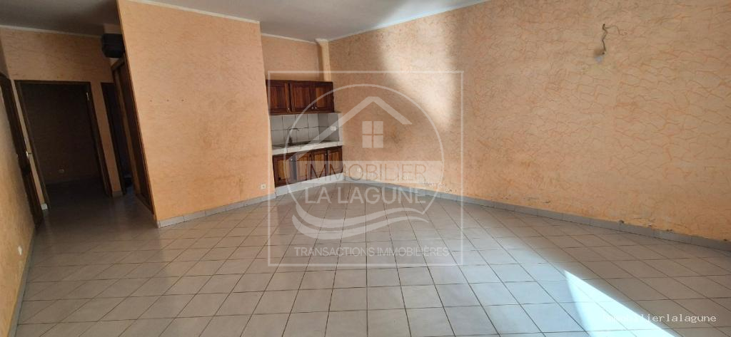 Agence Immobilière Saly Sénégal - A3359 - Appartement à SOMONE - Cuisine de l’appartement à vendre à Somone, proche des plages, de la lagune, Petite Côte Sénégal — Agence Immobilier La Lagune